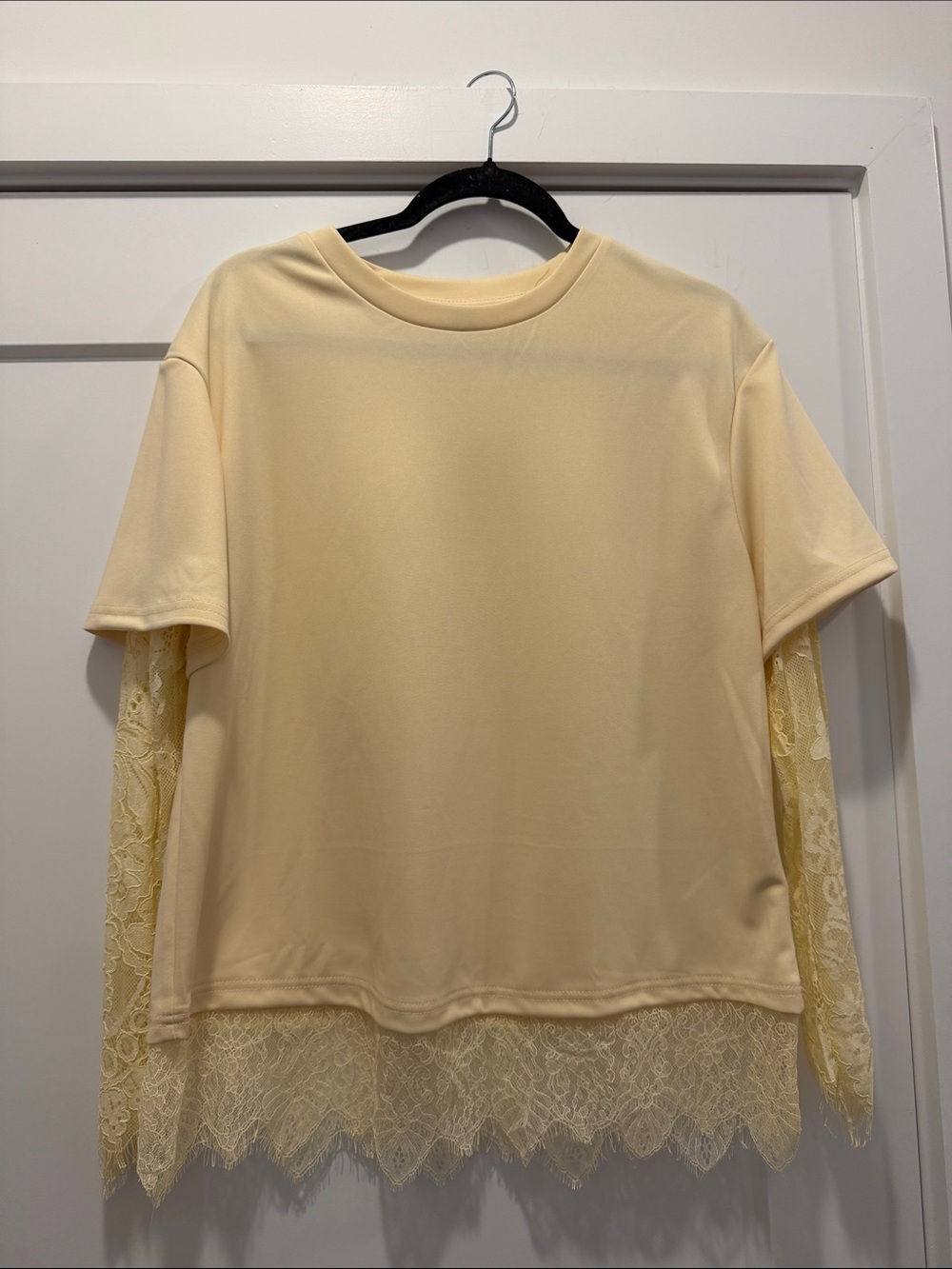 SHEIN Cream Short Sleeve Tee with Lace Long Sleeves & Layered Hem